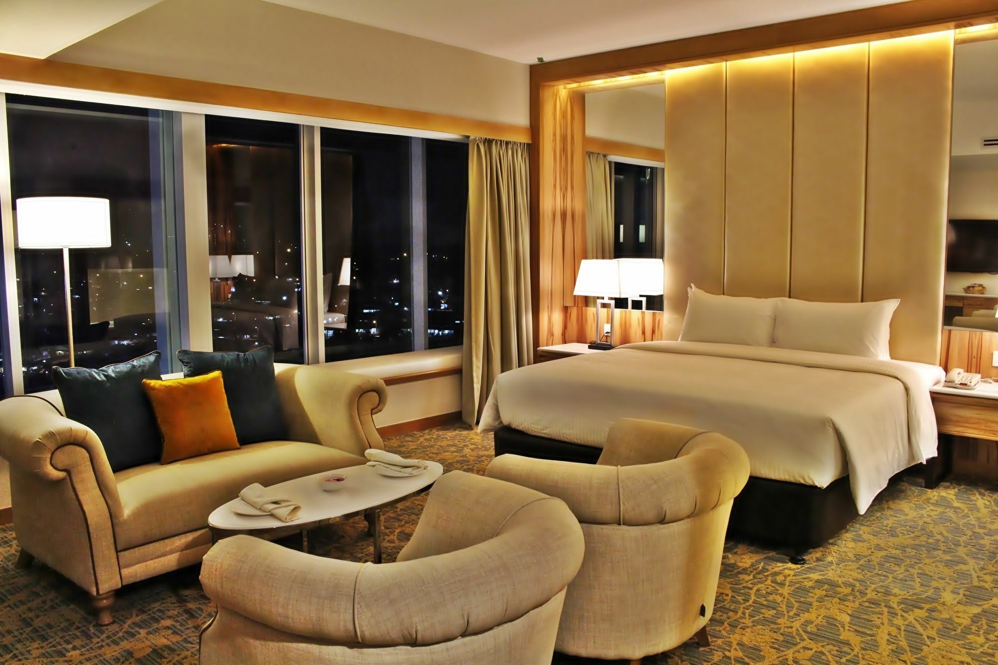 Hotel Centre 4*